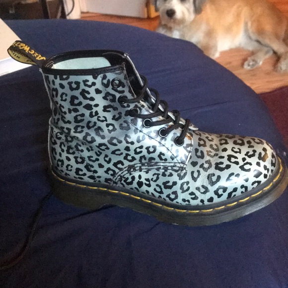 Print doc martens- women’s size 6, great condition - Picture 3 of 5